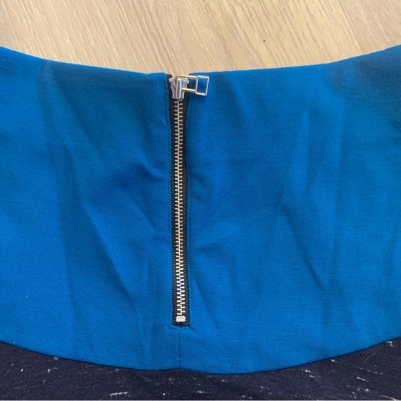 Wilfred Aritzia skater flare two-tone blue mini skirt - Picture 4 of 9